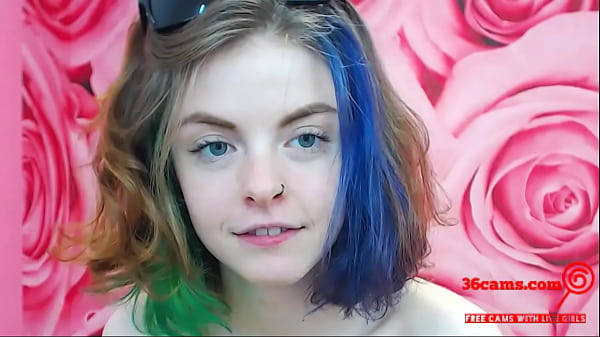 Ice recomended multicolored hair girl with skinny